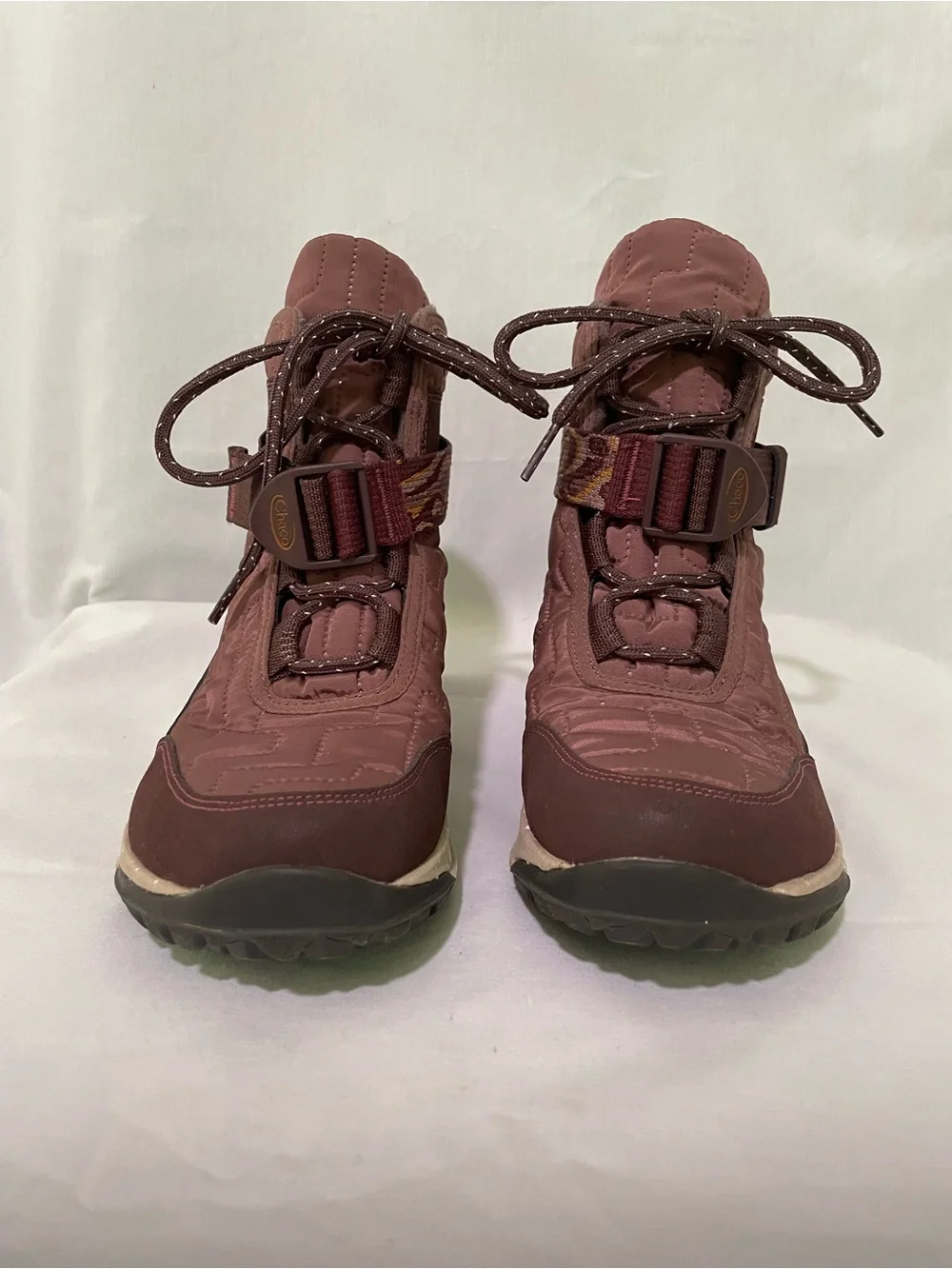 Chaco Borealis Women’s Burgundy Waterproof Winter Boots Size 7, EUR 38